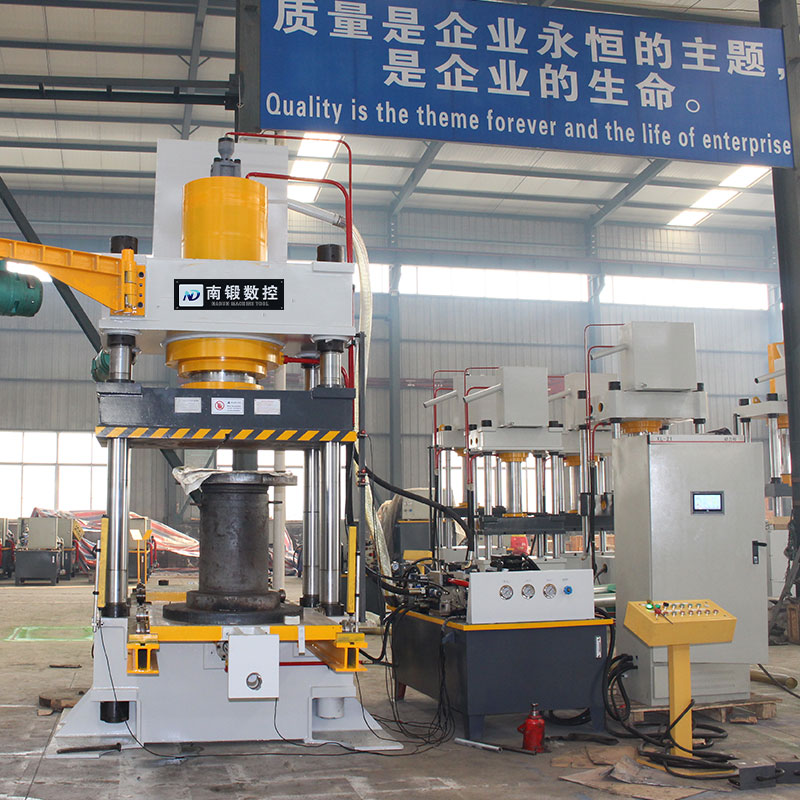 400噸液壓機(jī)帶雙移動工作臺四柱油壓機(jī)400T帶升降裝置壓力機(jī)